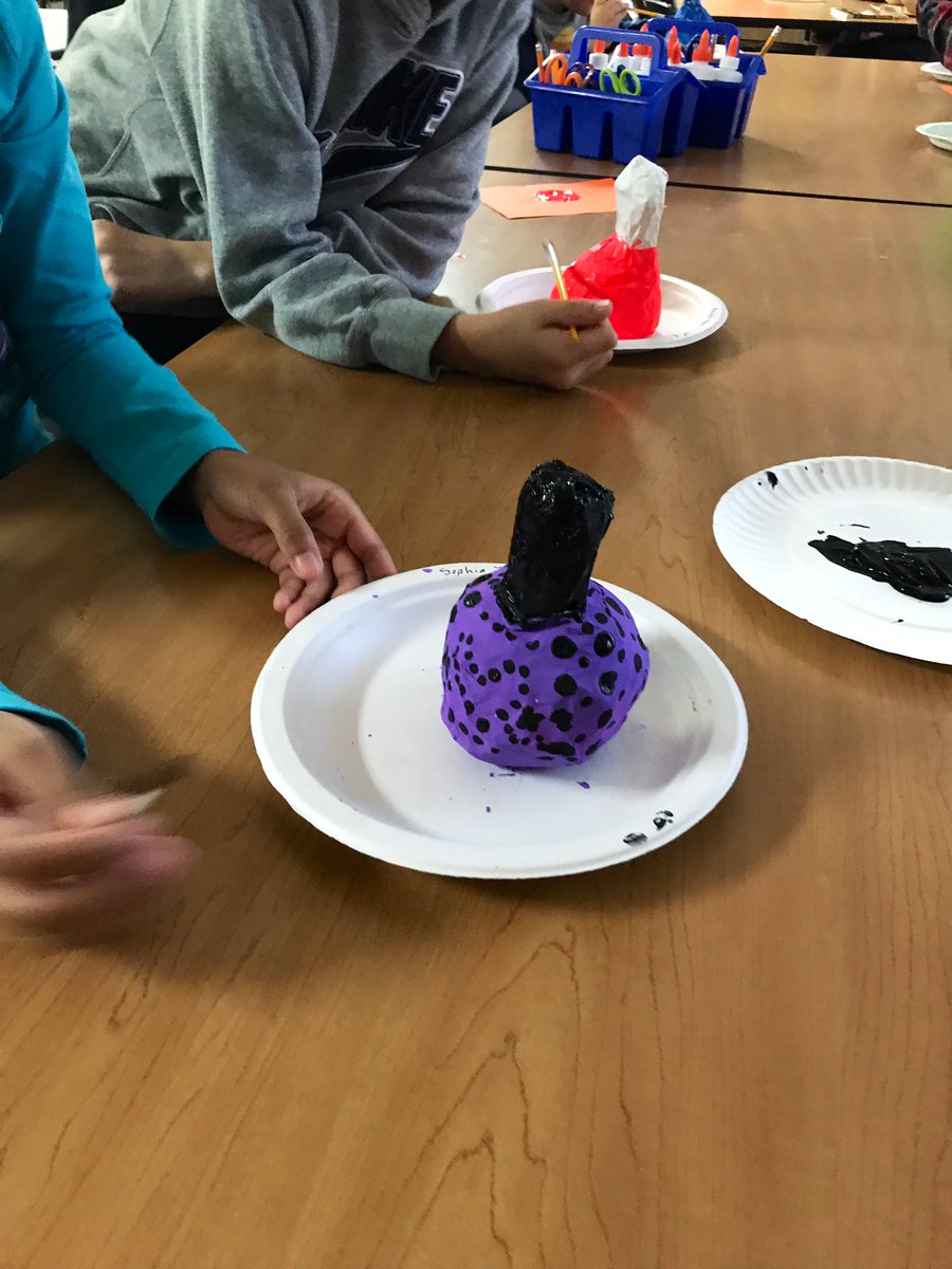 GantivaTanya's tweet photo. Paper mache #kusama inspired pumpkins ! 4th grade 
#papermache #cfisdart #woodardwolves @CFISDArts @ArtofEducation https://t.co/11VTTv1Rsf