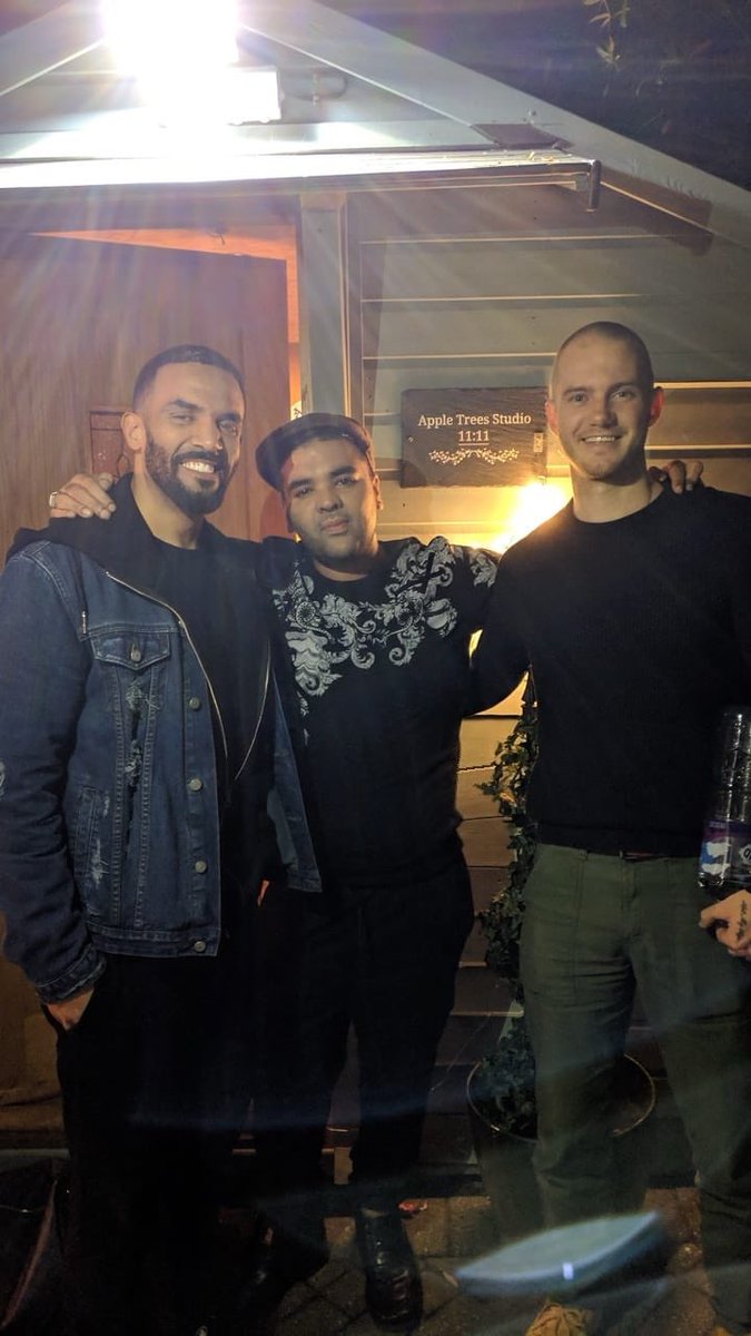 NaughtyBoyMusic's tweet image. blessed day writing with my bros @CraigDavid &amp;amp; @Eddrewett can’t wait for you all to hear this magic! #iamenough #444 #universalthoughts 🙏🏽✨💫