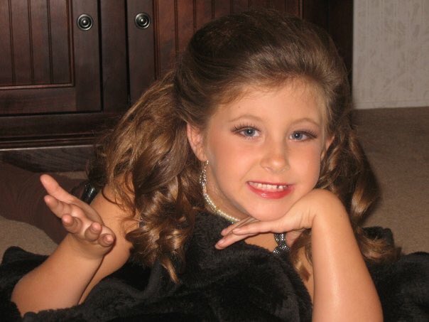 14_madison's tweet photo. #HowHardDidPubertHitMe it still waiting on it to hit... #uglahh https://t.co/izzyr781Bp