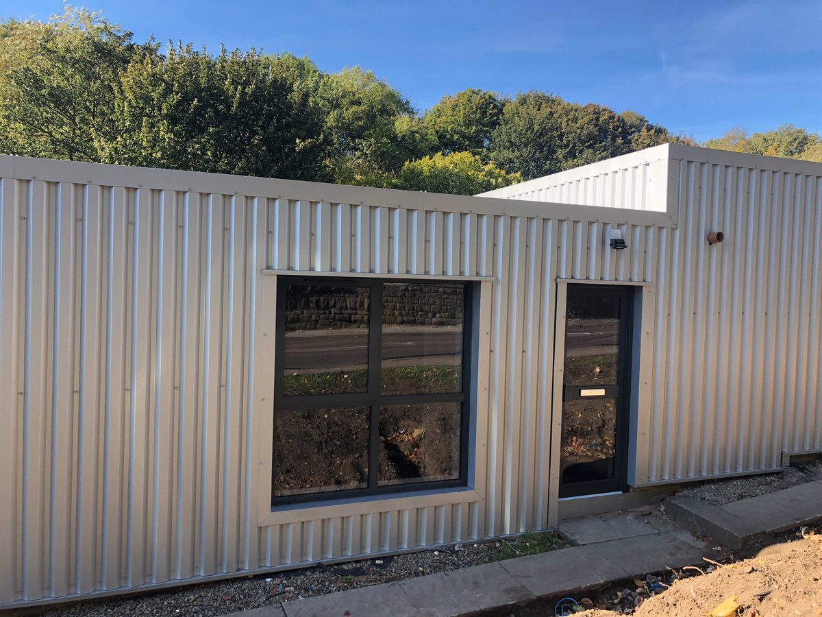 ECPCL's tweet image. Extensively Refurbished Trade Counter / Retail units To Let, Lucas Works, Sheffield Road, Dronfield. Units from 1,903 sq,ft. #tradecounter #Retail #ToLet #Sheffield #Dronfield #Chesterfield