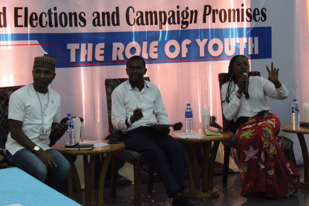 zainabzy_'s tweet photo. Campaign Promises and Manifesto: How can youth hold leaders accountable? Panelists @szmakka @hamzyCODE discuss with young people at the #BeyondElectionPromises dialogue session! https://t.co/CfPA1Dpx9o