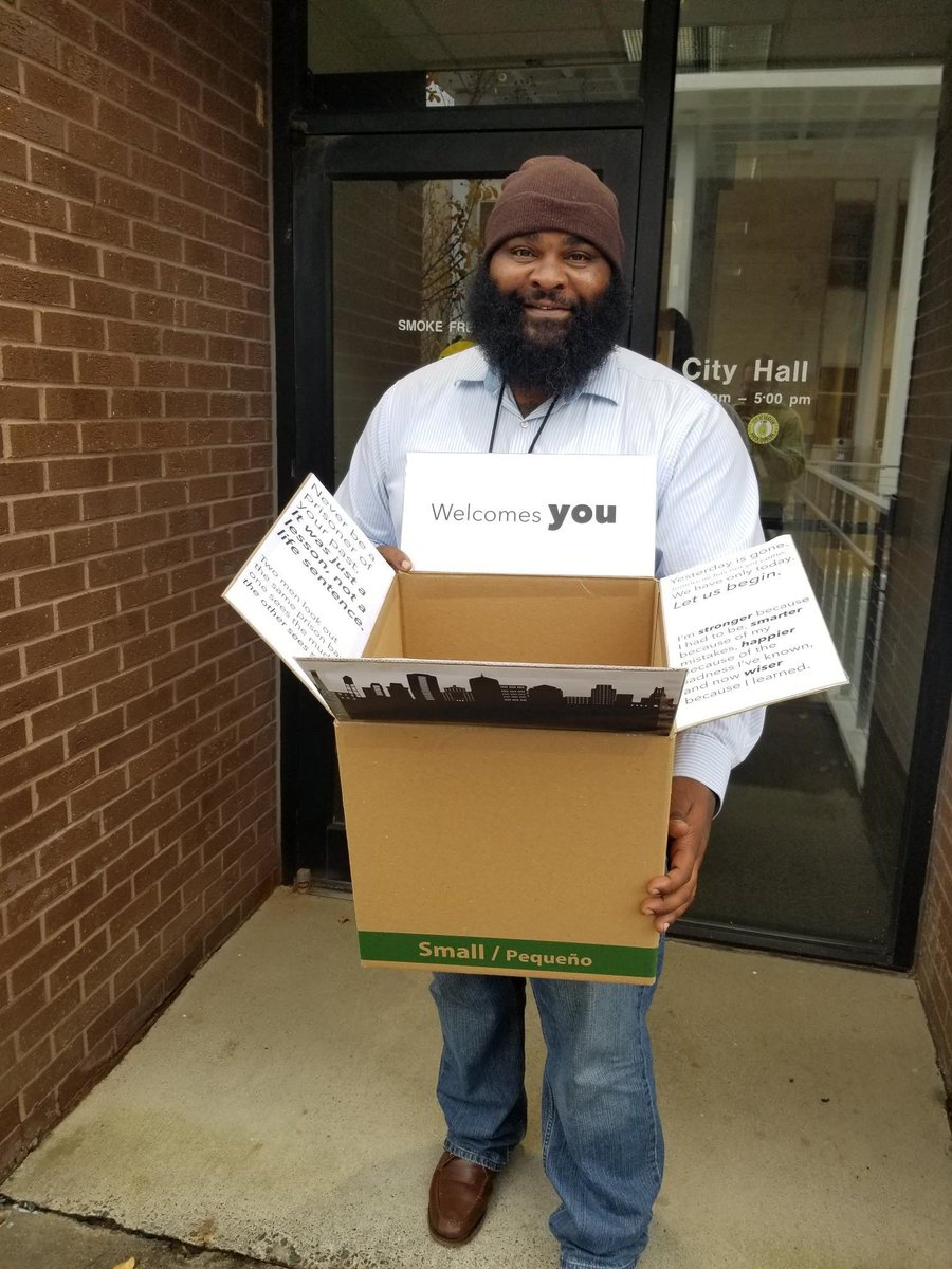 Durham_iteam's tweet photo. Big day, @ChuckManningSr1 is delivering 1st two "Welcome Home Boxes" to residents returning home to #Durham. With the Local Reentry Council's help, the goal is to provide returning residents w/ peer support &amp; a package of basic items needed for 1st month home from prison #iteams https://t.co/dZnDLL05H0