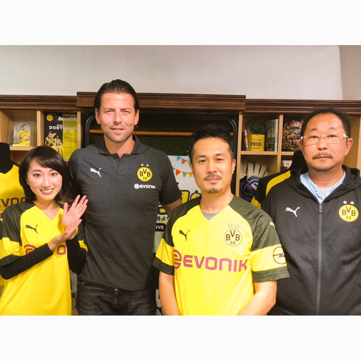 Uzivatel 笹木かおり Na Twitteru ドイツ代表 そしてドルトムントで活躍されたgk ロマン ヴァイデンフェラーさんが来日 サッカーキング ハーフタイムに出演してくださいました たくさんの質問にひとつひとつ丁寧に答えてくださり とても素敵な方でした Uzivatel 笹木かおり Na Twitteru ドイツ代表 そしてドルトムントで活躍されたgk ロマン ヴァイデンフェラーさんが来日 サッカーキング ハーフタイムに出演してくださいました たくさんの質問にひとつひとつ丁寧に答えてくださり とても素敵な方でした