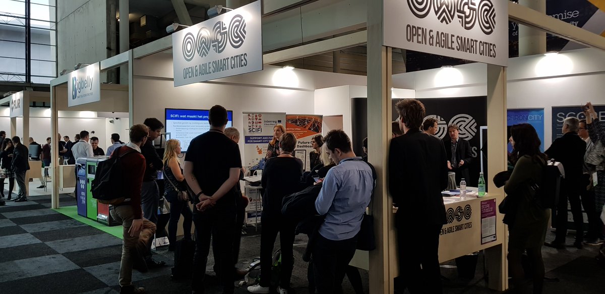 SmartCityInnov's tweet photo. @Eefbuyck from @StadBrugge presenting our #SCIFIproject to a delegation of Cities at the @oascities booth in the #SCEWC18
@CamCleantech #SmartCity #OpenData https://t.co/ojEnWSGj7j