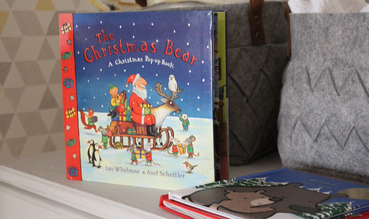 andrubymakes4's tweet photo. Our book advent calendar is ready and waiting for the start of December, and we'll be finishing it with our Christmas Eve Box! Have a read to find out more, along with the chance to win a gorgeous @babybloomsgifts personalised Christmas Eve Box: https://t.co/RKgkPY8EMC https://t.co/fZ36WRMhoS