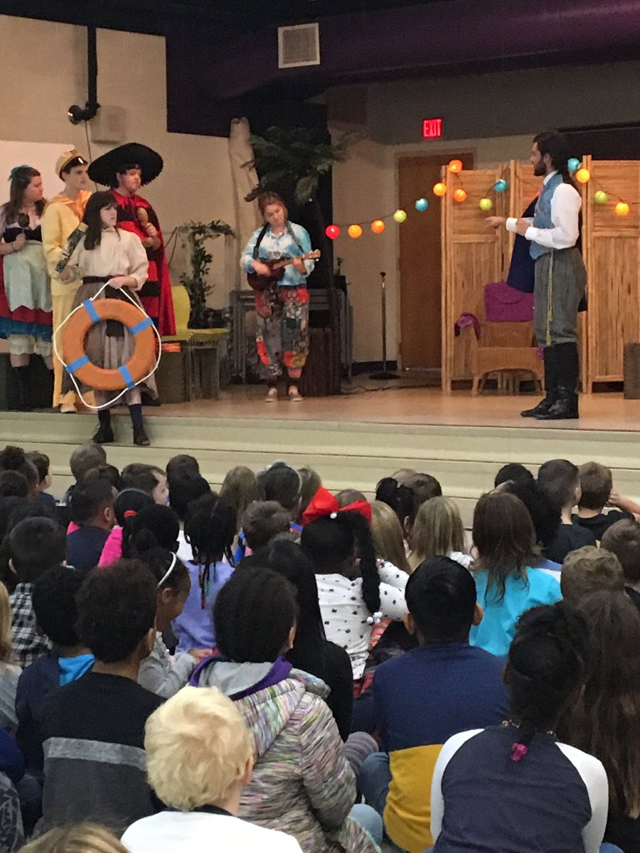 lgaughenbaugh's tweet photo. Students are enjoying OSU production of 12th Night!  Love sharing Shakespeare with kids. #SummitSTEM #REYNproud https://t.co/QecA3vXsfH