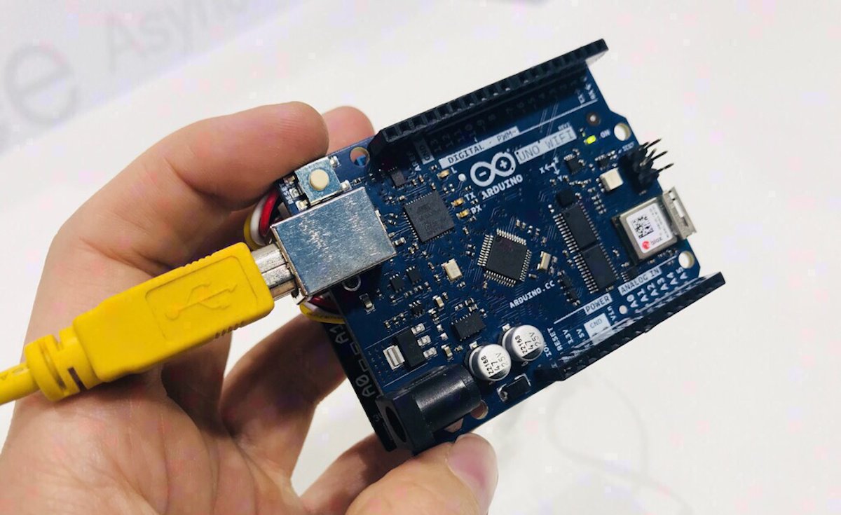 Hacksterio's tweet photo. We just got word that the @Arduino Uno WiFi will be available in 15 days! Excited to play around with this next-generation board, which features an ATmega4809, ESP32-based NINA-W102 module, IMU, and ATECC608A crypto chip. #ele18 https://t.co/obGddIGlV3
