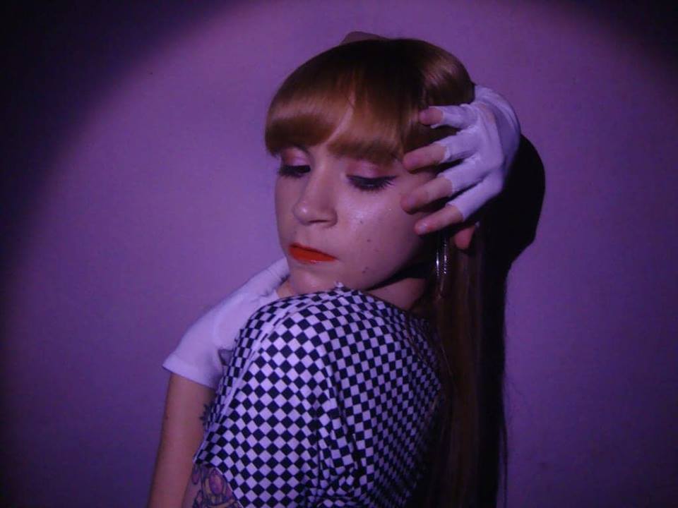 blinkedlisa's tweet photo. Me olvide de hacer el #BLINKSelcaDay pero aca estoy haciendolo ahora porque puedo y porque quiero pelotudos. 

#BLACKPINK2019WORLDTOUR #BLACKPINK https://t.co/nmtGLbZPE9