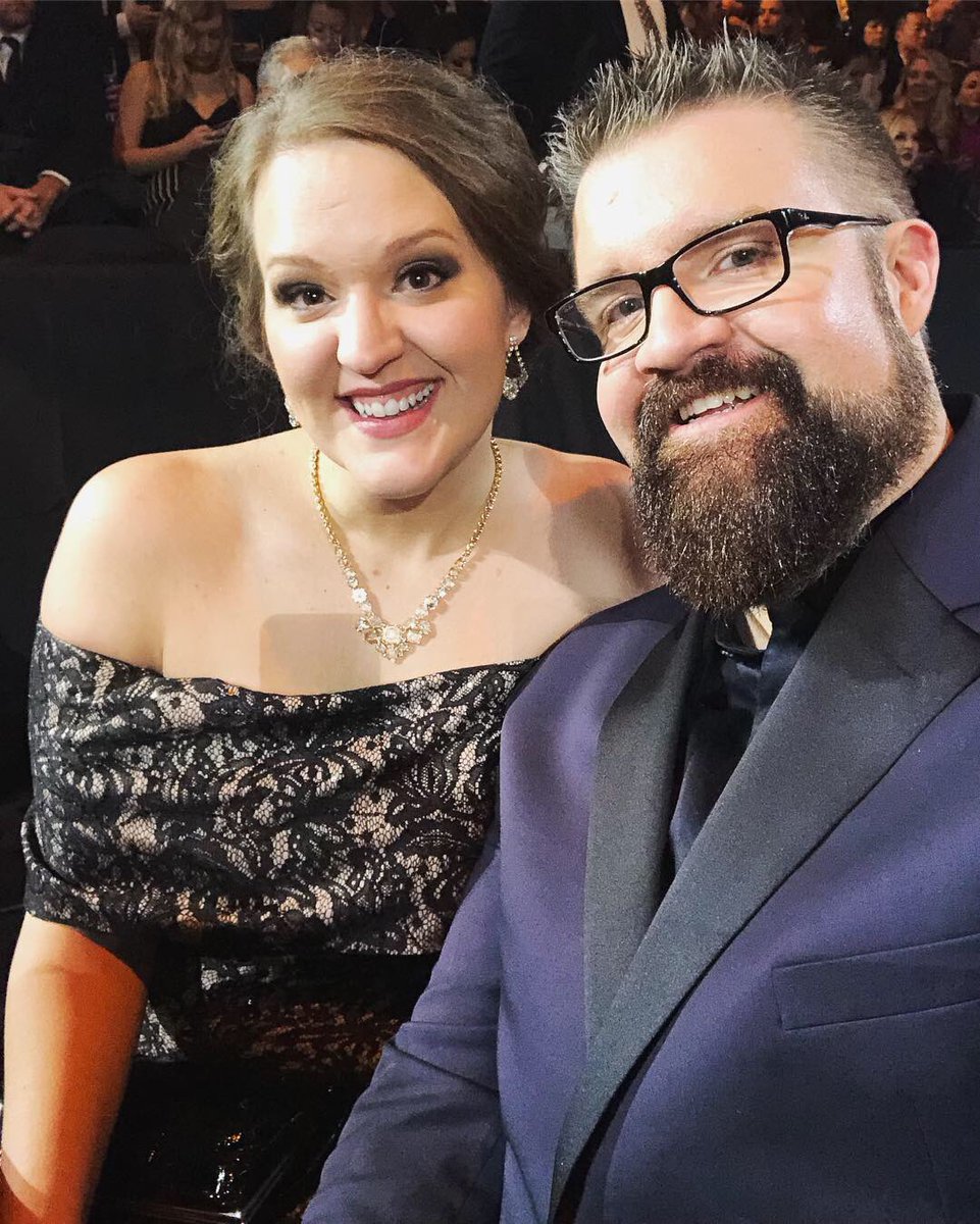 RobLundquist's tweet photo. We had so much fun at the @CountryMusic Awards last night! I love getting all snazzy with my wife and attending this show. Hoping to make it a tradition! #GreatDateNight #CMAAwards #4thRow #OurFaveKaceyWonAlbumOfTheYear https://t.co/ezEYSuGGYy