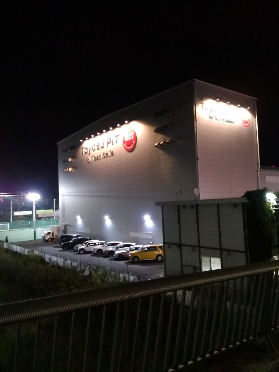 Matuken 隠居 終演後 勝どき駅あたりまで歩いて晩メシ 本当はもうちょっと先にあるデニーズあたりでマッタリと反芻したかったけど それこそ終電まで 時間がない ので 松屋でカレー ﾟdﾟ セットリストから曲目を抜き出して繋げたら感想文のタイトル