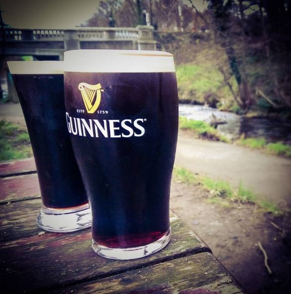 Could this day get any better? #Guinness #Thirstythursday #pints #COYBIG