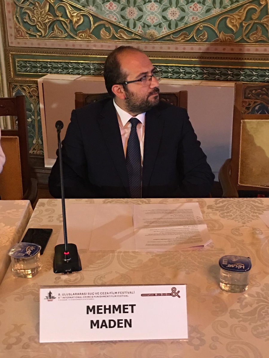 AdemSozuer's tweet photo. 13.Oturum
Yönetici:Mehmet Maden
Muhammed Demirel:
Uyuşturucu Suçlarında Alıcı Kılığına Giren Kolluk Görevlisinin Hukuki Niteliği
Rahime Erbaş:Uyuşturucu Bağımlısı Mahkumların Tedavi Hakkı
Wenner v.Almanya Kararı
Eylem Baş:Uyuşturucu Etkisi Altında Araç Sürme Yasağı
#uscff2018 https://t.co/EkxAya8fid