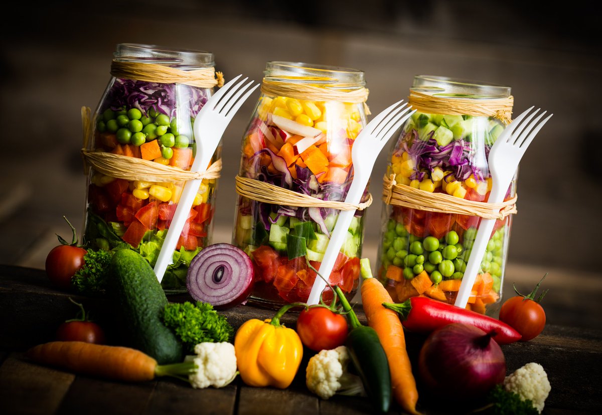 eLinensUK's tweet photo. BLOG: 10 ways to use jam jars (for everything except jam) > https://t.co/HjBz5B1dX8 
#interiordesign #ThursdayThoughts #blog https://t.co/S26WvmuUbC