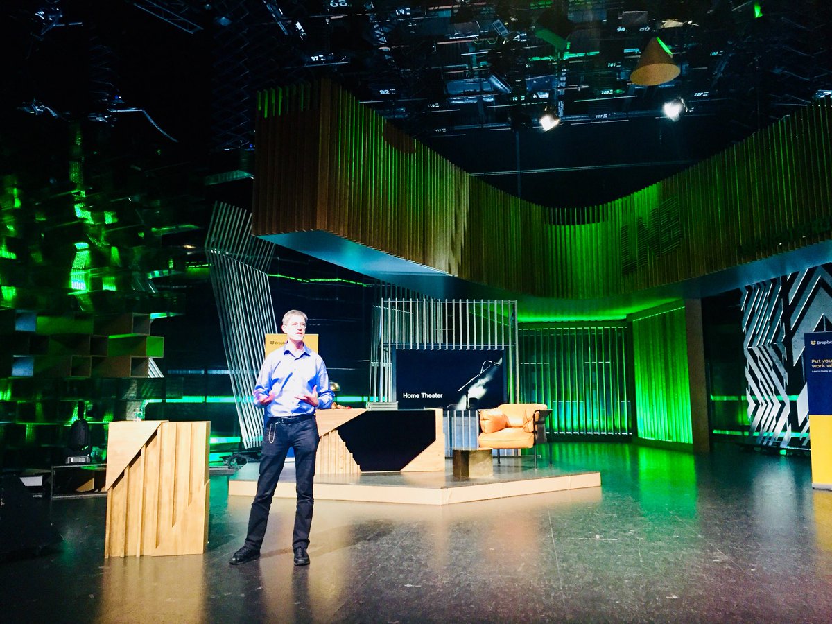 AC_catalysts's tweet photo. #Shakespeare reloaded: All the word is a stage* with @magicleap #creative &amp; #design director Sean Stewart (*and the #user is in the very center) #home #theater in #MR #XR and it is whether #TV nor #games or #VR #virtual objects in real space @vrnowcon #MediaTechCon18 @SBabelsberg https://t.co/VyC84lzeU0