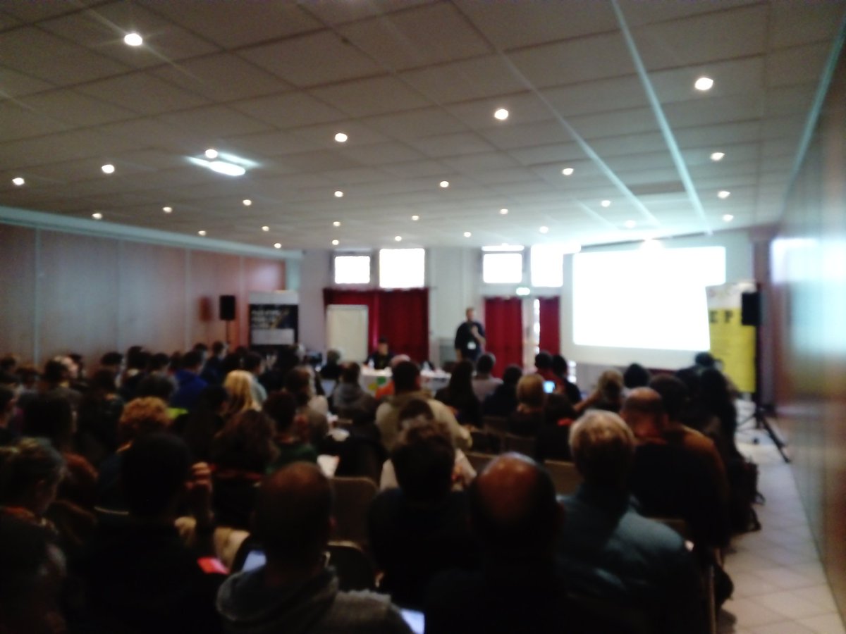 snepfsu's tweet photo. Séquence compte rendu de pratiques
Danse avec Jonathan ALVES enseignant d'EPS académie de Créteil 
#ColloqueEpsSnepFsu https://t.co/Qnf7lWVvMQ