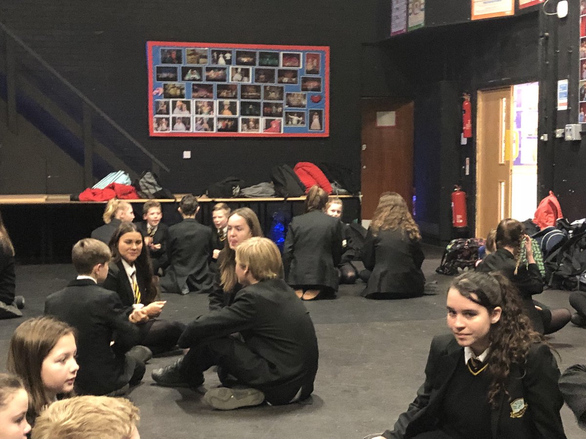 Miss_theatrical's tweet photo. Year 10 Welsh Bacc https://t.co/I28lXaG2c0