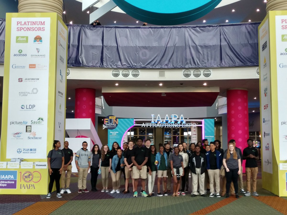 JAWorldwide's tweet photo. At #IAE18, @IAAPAHQ members are introducing JA students to the career pathways available in the #attractions industry & how the skills they're learning through JA will apply. Following this session, students will head to the Expo floor to meet live with companies. #BusinessOfFun https://t.co/GAturSTdy2