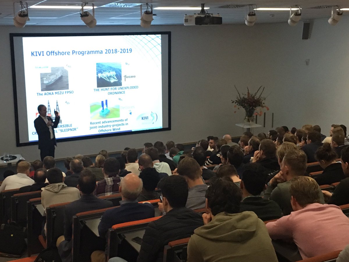 Vol auditorium bij de <a href="/HZeeland/">HZ - handle holder</a> in Middelburg. 175 HBO minor offshorewind studenten luisteren naar professionals uit de markt. <a href="/CoEWaterEnergy/">Centre of Expertise Water & Energy</a> #HBOoffshoreSymposium