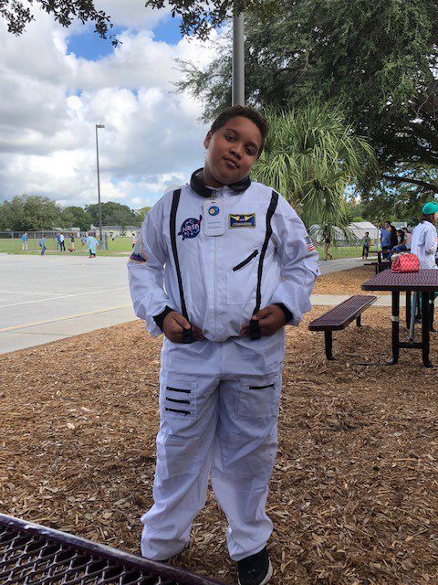 BrilliantCFES's tweet photo. Clearwater Fundamental Middle School had a terrific Science Career Fair where Scholars had a great time learning more about various #STEM #brilliantpathways! https://t.co/nv3Wu1htsq