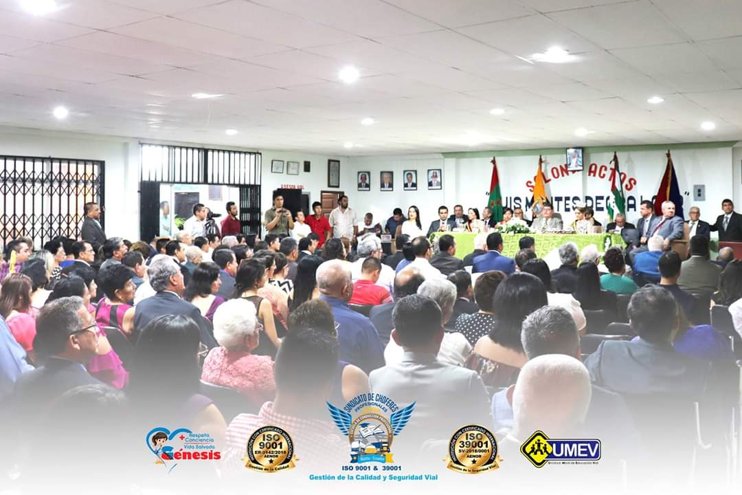 SCHP_TARQUI's tweet photo. 🎉✨|BODAS DE ORO|✨🎉
Nos unimos a la celebración de nuestros compañeros del #SindicatodeChoferesdeCalceta, que celebraron el 50 aniversario de vida institucional. ¡Éxitos y salud por muchos años más! https://t.co/fazoKGUhdU