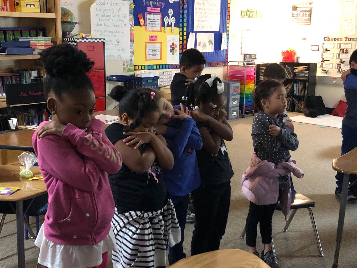 Mrs_Salamanca's tweet photo. Getting ourselves to green to start our day off right! #fabinfirst #huffmanpyp https://t.co/rfi9NfFXZf