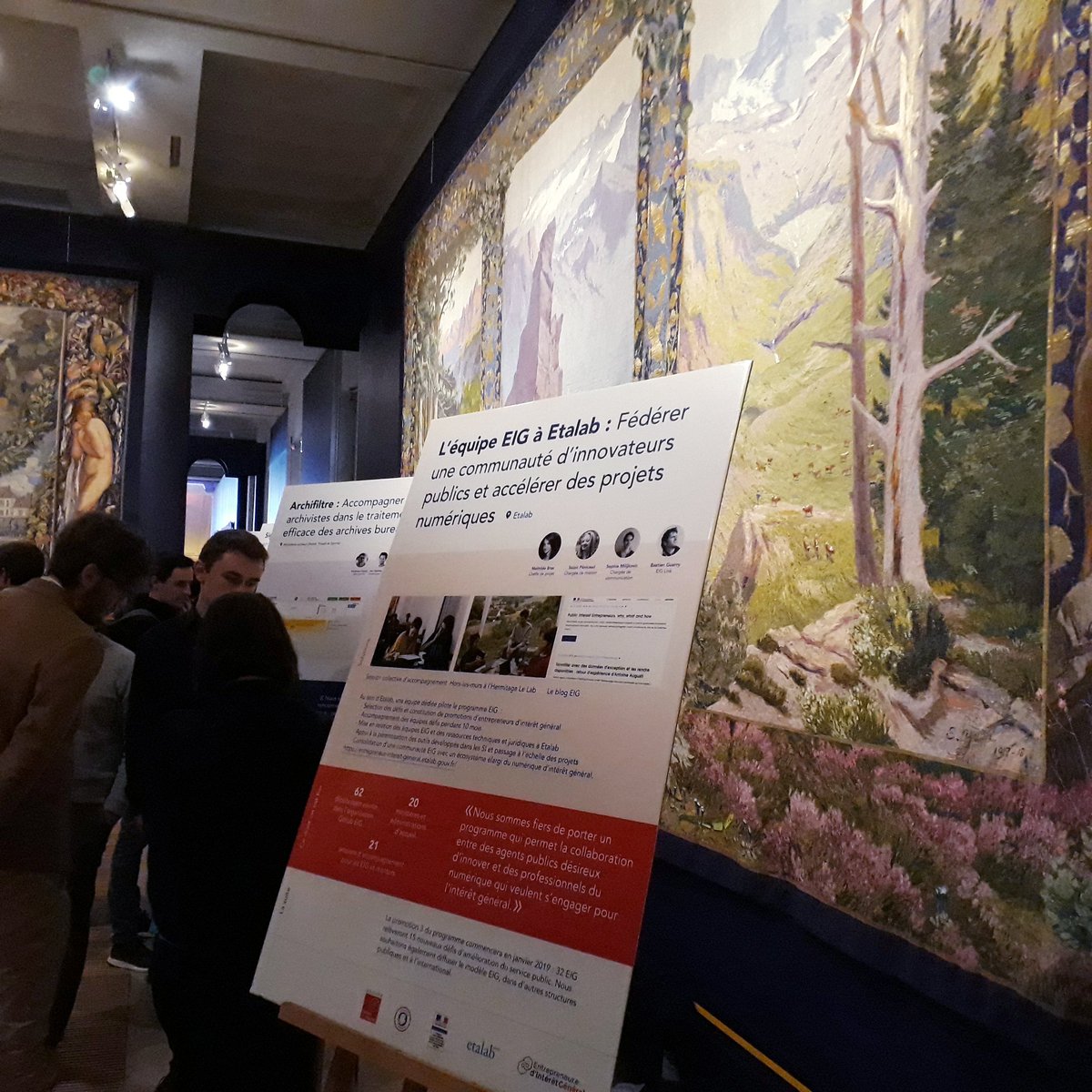 C'est sous les magistrales  tapisseries du Mobilier National que les #EIG2018 présentent aujourd'hui les produits de la douce révolution numérique qu'ils mènent depuis 10 mois au sein de l'Ėtat.
Pour les découvrir, c'est par ici 👉
…reneur-interet-general.etalab.gouv.fr/realisations.h…