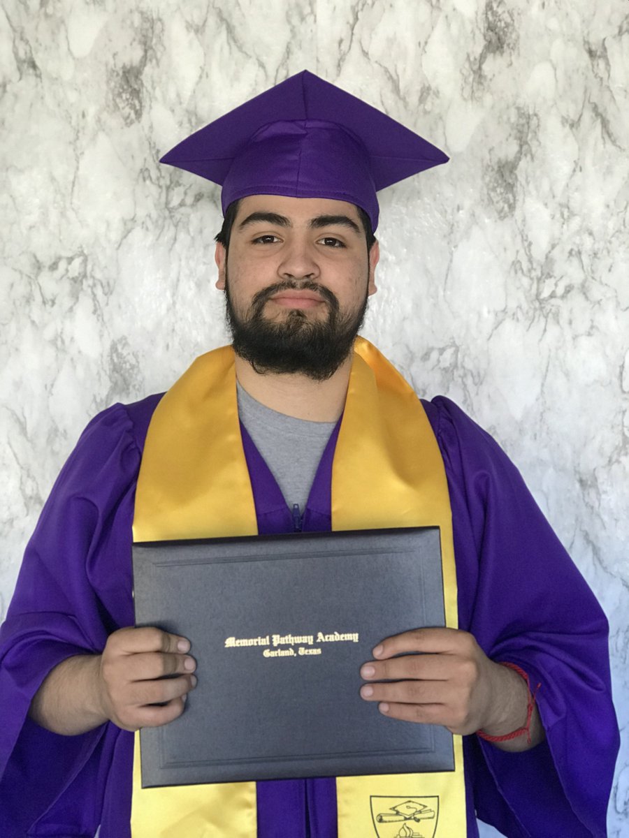 MPA_Jaguars's tweet photo. Congratulations to JESUS ACUNA from @GHS_Owls!!! Grad #26!! WAY TO GO!!!!👨‍🎓 #MPAmakesadifference https://t.co/PyJbAqjhxA