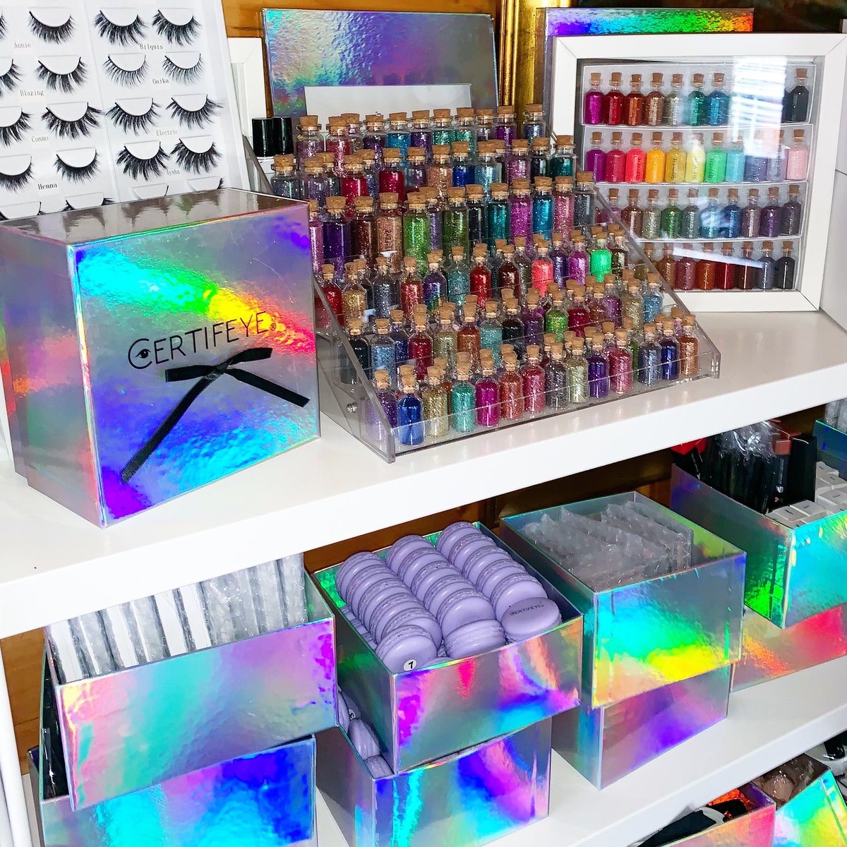 Certifeye's tweet photo. all day in the office. All orders (except for pre orders) have been shipped 😘💙 https://t.co/3YRBrl66JX