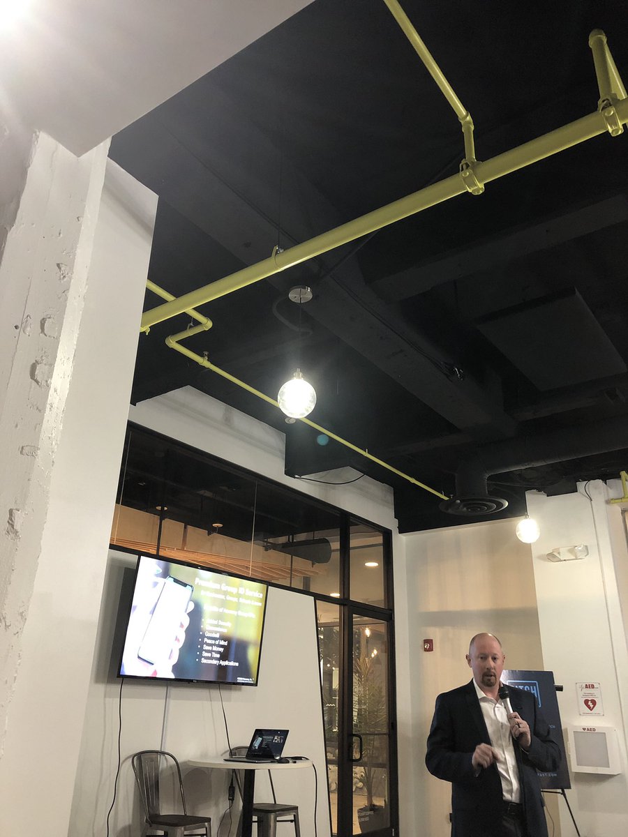 Bringing us home is @harmany, the “Uber” for disasters, connecting people  in emergency &amp; evacuation situations #socialentrepreneurship