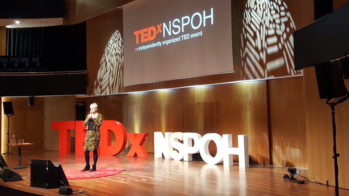Trots op deze Public Health professionals die vanmiddag 't podium pakken om kennis te delen! #TEDxNSPOH lustrum <a href="/NSPOH/">NSPOH</a>