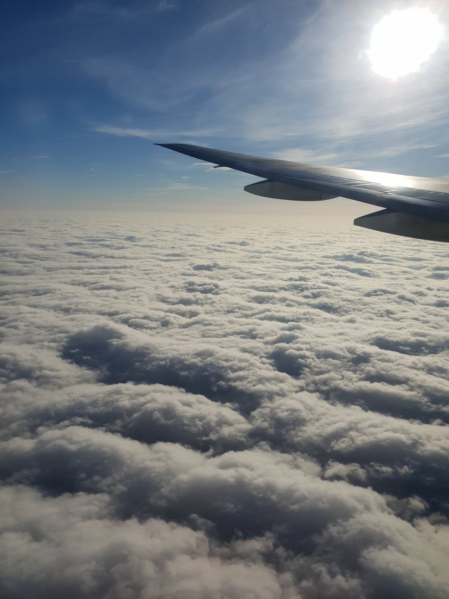mikaelhuynh's tweet photo. Cloud patterns flying back from the Middle East on @British_Airways #flying https://t.co/1i60ADRgXW