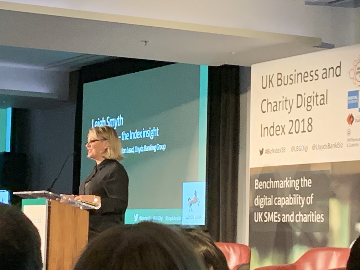 vann_rachelvann's tweet photo. @LeighSSmyth talks about Five years on - the index insight at the #BizIndex18 @LloydsBankBiz Prosperity for everyone,
Social mobility and productivity. @UoBResponsible #HelpBritainProsper https://t.co/DSe6IHrYCH