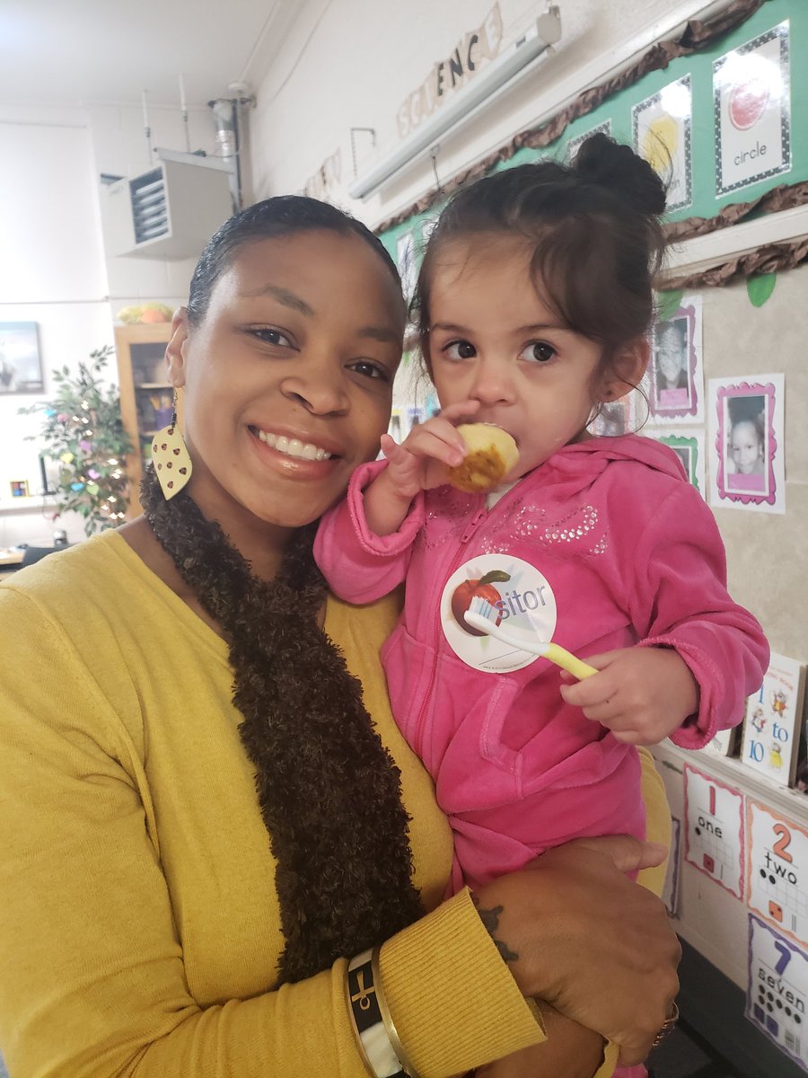 tabmon19's tweet photo. Pastries with Parents today @brayelementary. We love coming to school where playing=learning. #theprekteacher https://t.co/czfjW6SIsC