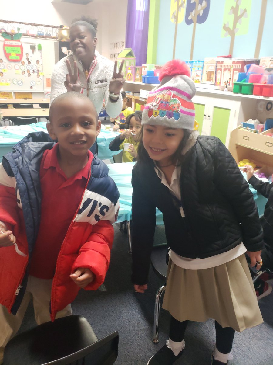 tabmon19's tweet photo. Pastries with Parents today @brayelementary. We love coming to school where playing=learning. #theprekteacher https://t.co/czfjW6SIsC