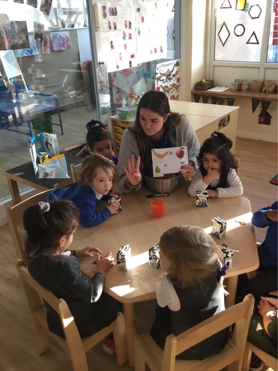 stsilasschool's tweet photo. Nursery like to buy their snack from the fruit shop with real money. #linkinglearningtolife https://t.co/EbouhImtoB