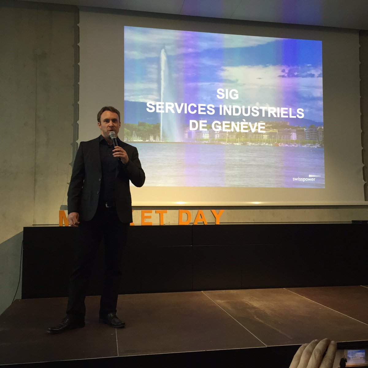 @SIG_Geneve  présente une innovation gazière au @Swisspower_CH Market day