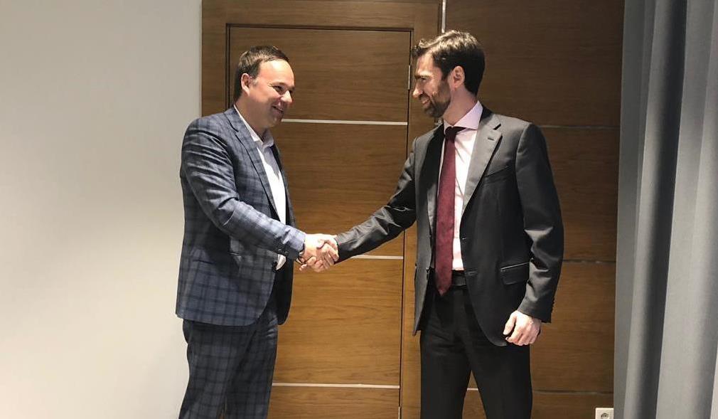 Заместитель Председателя Правительства – председатель комитета экономического развития и инвестиционной деятельности Дмитрий Ялов и директор Агентства экономического развития Ленинградской области Андрей Сергеев провели совещание с компанией АО «Тандер»
lenoblinvest.ru/region/sobytiy…