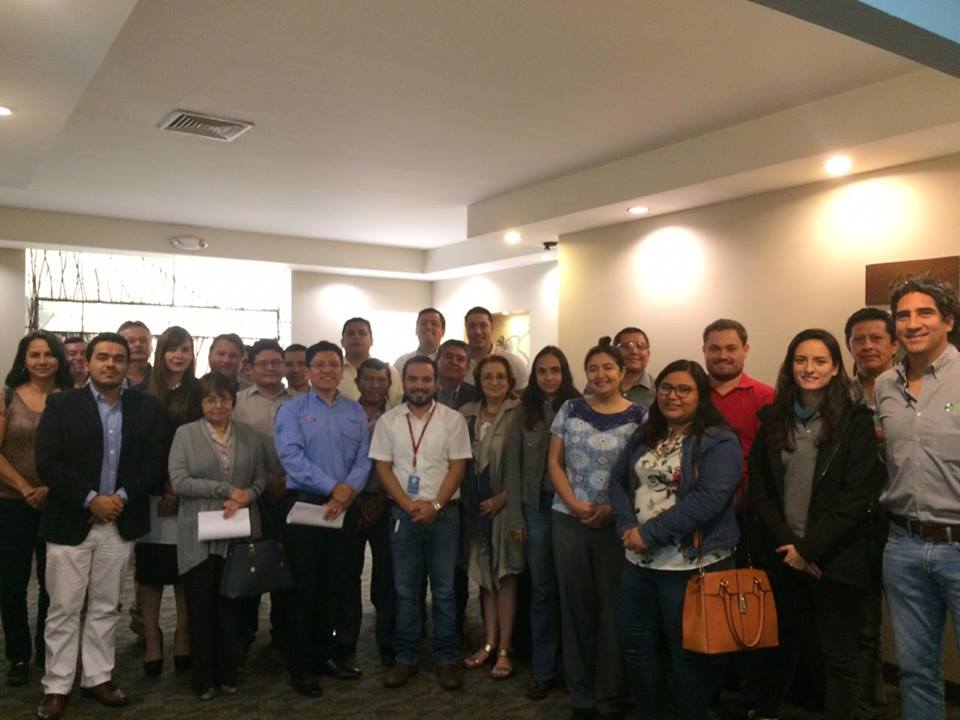 Un proyecto en #Guatemala se concentra en la distribución de guías para la Gestión Integral de PCB, para procurar en los municipios y sus habitantes un mejor y más adecuado manejo ambiental y racional de productos químicos y desechos peligrosos. #CambioClimático