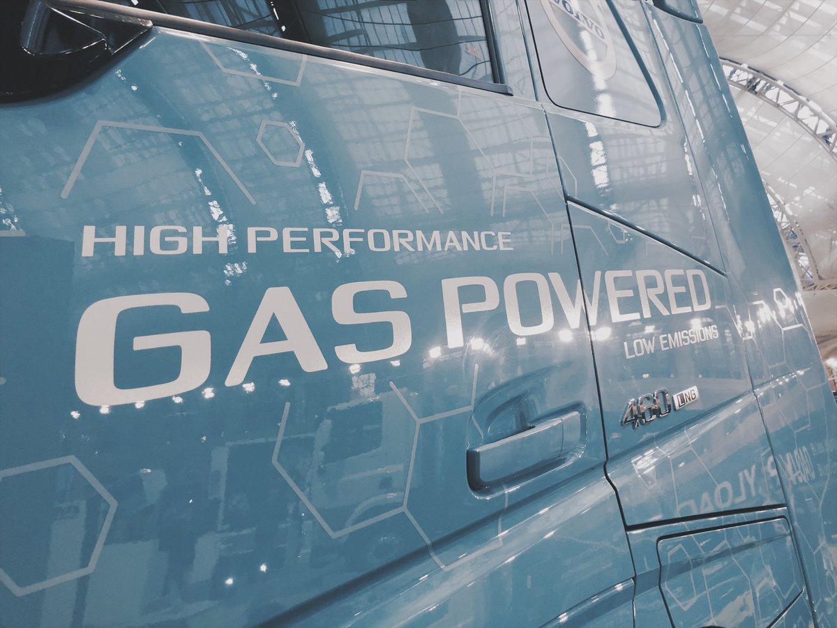 Fleet_Speak's tweet photo. What is your company doing to reduce its carbon footprint? #FITC2018 #freightinthecity #Trucking
https://t.co/oC14kYYQZ8 https://t.co/3BHjGVYotr