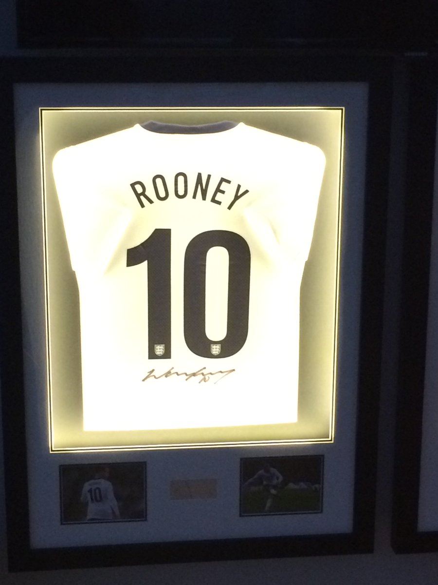 PremierFraming's tweet photo. Congratulations to @WayneRooney on your 120th and final England appearance later today! We'd be more than honoured to frame your final game shirt just like the ones below, free of charge 👕.

Also special thanks to @DazCashmore for the photos provided!

#EnglandvsUSA @England @FA https://t.co/8hxrGsmls0