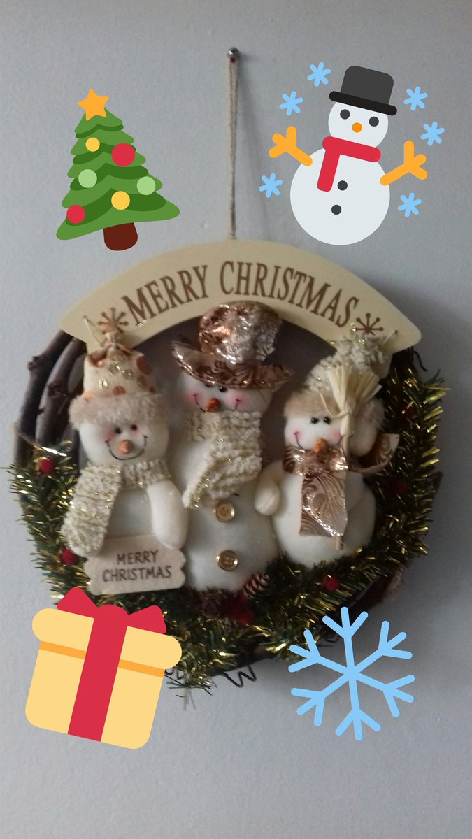 myddeltonhouse's tweet photo. We're already getting festive at George's boarding house! Looking forward to painting our own tree decorations this weekend! #christmascrafts #HolidaysAreComing #21daysofcheer https://t.co/JjlMRKzMDS