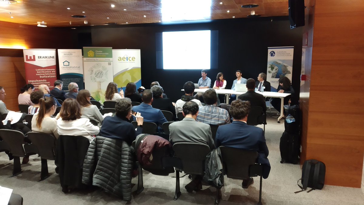 📌José Ávila e Sousa <a href="/gyptec/">gyptec page</a> Gustavo Medina <a href="/wupplier/">Wupplier</a> Marta Epelde @kursaalgreen David Llorente <a href="/AbsorcionAcust/">ABSORCIÓN ACÚSTICA</a> cuentan casos prácticos de nuevos modelos de negocio #EconomiaCircular #TransformacionDigital en el workshop #ECCF en la sede de <a href="/ferrovial_es/">Ferrovial</a> 📌