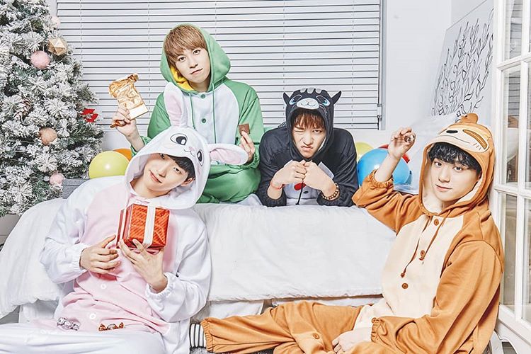 RavnBrasil's tweet photo. [📷] Photocards Oficiais do projeto "I Will Debut", por RBW Boys

Fonte: 🔗https://t.co/vv5YvCVKNo 

#RBW #RBWBOYZ #LeeGunmin #YeoHwanwoong #LeeGunhee #KimYoungjo #알비덥보이즈 #이건희 #여환웅 #이건민 #김영조 #데뷔하겠습니다 https://t.co/JgCECpVims