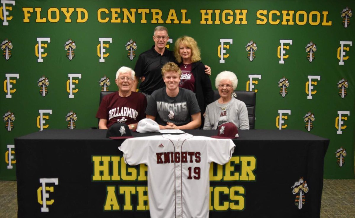 adamspalding222's tweet photo. It’s official☑️ Go Knights! https://t.co/14gWpUfz4c