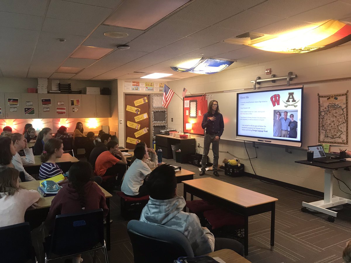 msrosenau's tweet photo. We were so fortunate today to have some @AHSHighlanders visit some of our German classes to teach students about #WLweek and their future in German. Dankeschön! #germanteacher #prideinexcellence #rcswms @rochcommschools @LMFosnaugh @WMSPrinc @BuchhJessica https://t.co/qGQHTstbjt