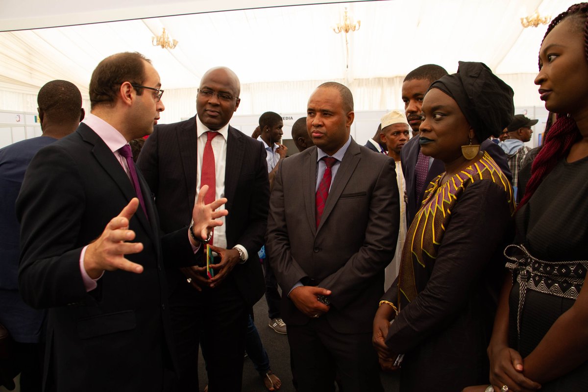 GroupeSonatel's tweet photo. Après la cérémonie d’ouverture du Forum, le Ministre de la Communication, des Télécommunications, des Postes et de l’Economie #Numerique du #Senegal, M. Abdoulaye Bibi Baldé, a visité le stand du @GroupeSonatel #FFD2018 #Kebetu #team221 https://t.co/W7hvz3T4fU