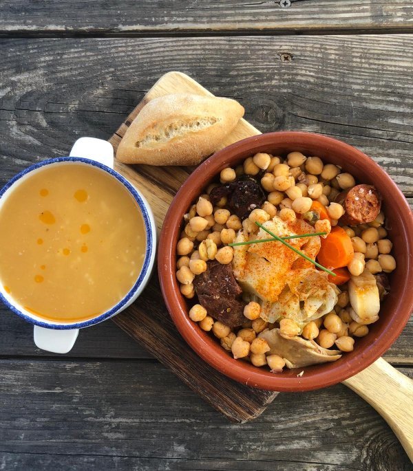 Queda inaugurada la temporada de auténtico #cocido madrileño en #Manso!

Reservas@mansolaspalmas.com 
928 367 450 / 648 233 361
*Aceptamos ticket #restaurante.

#ComidaAnimada #MúsicaSabrosa #laspalmas