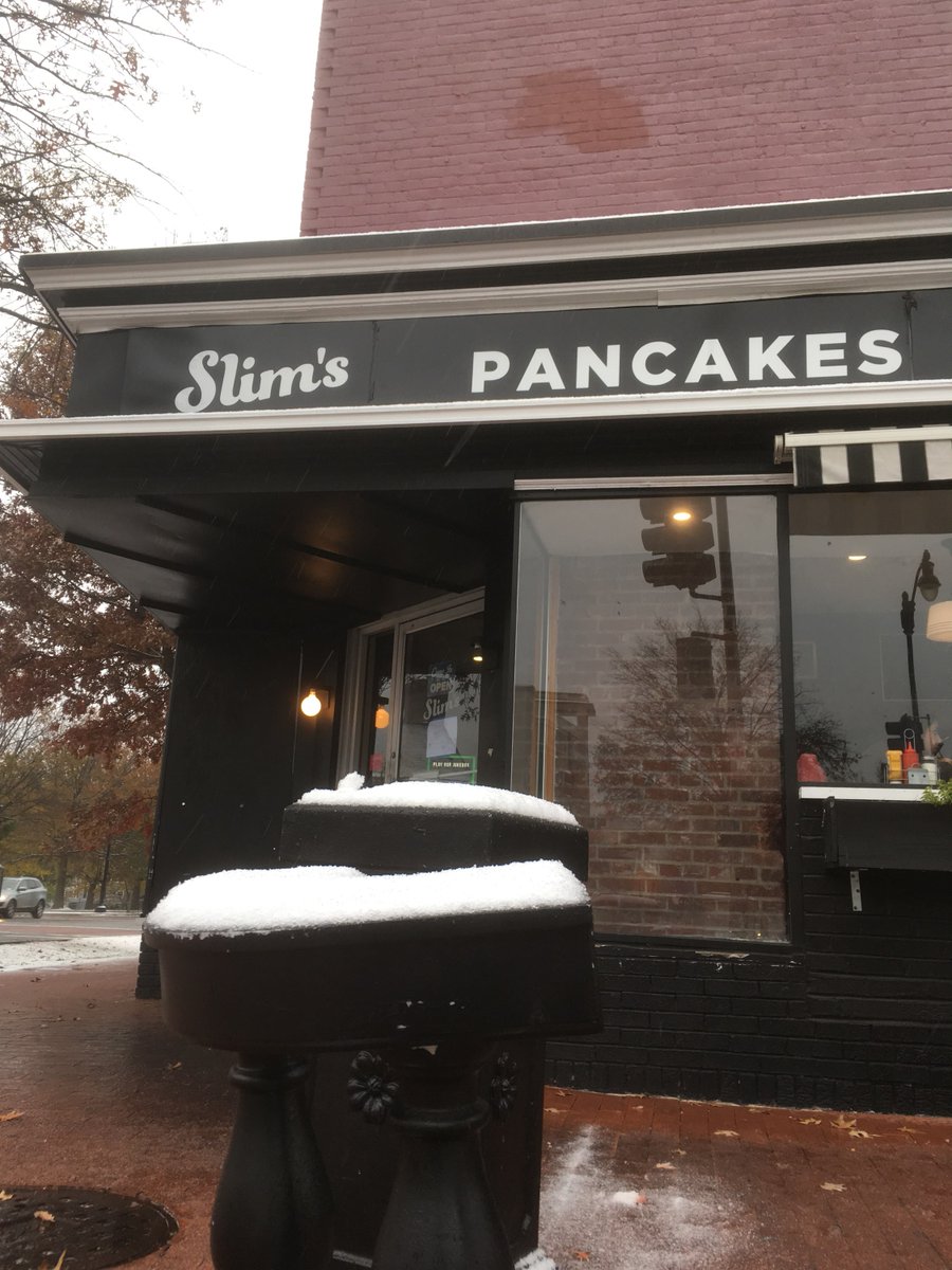 Open in the snow. Hours are 8am to 3pm. 5pm to 10pm. We've got coffee and hot chocolate.