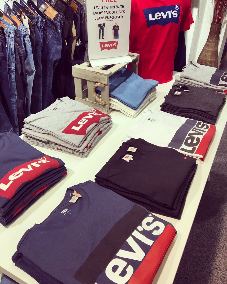 AubynDavies's tweet photo. We’ve got a great selection of Levi’s t/shirts in stock and you can get one free with every pair of Levi’s jeans purchased...
.
.
#menswear #giftideasforhim #levisoriginal #getafreetee #shopindependant https://t.co/zwzcZhaCeN