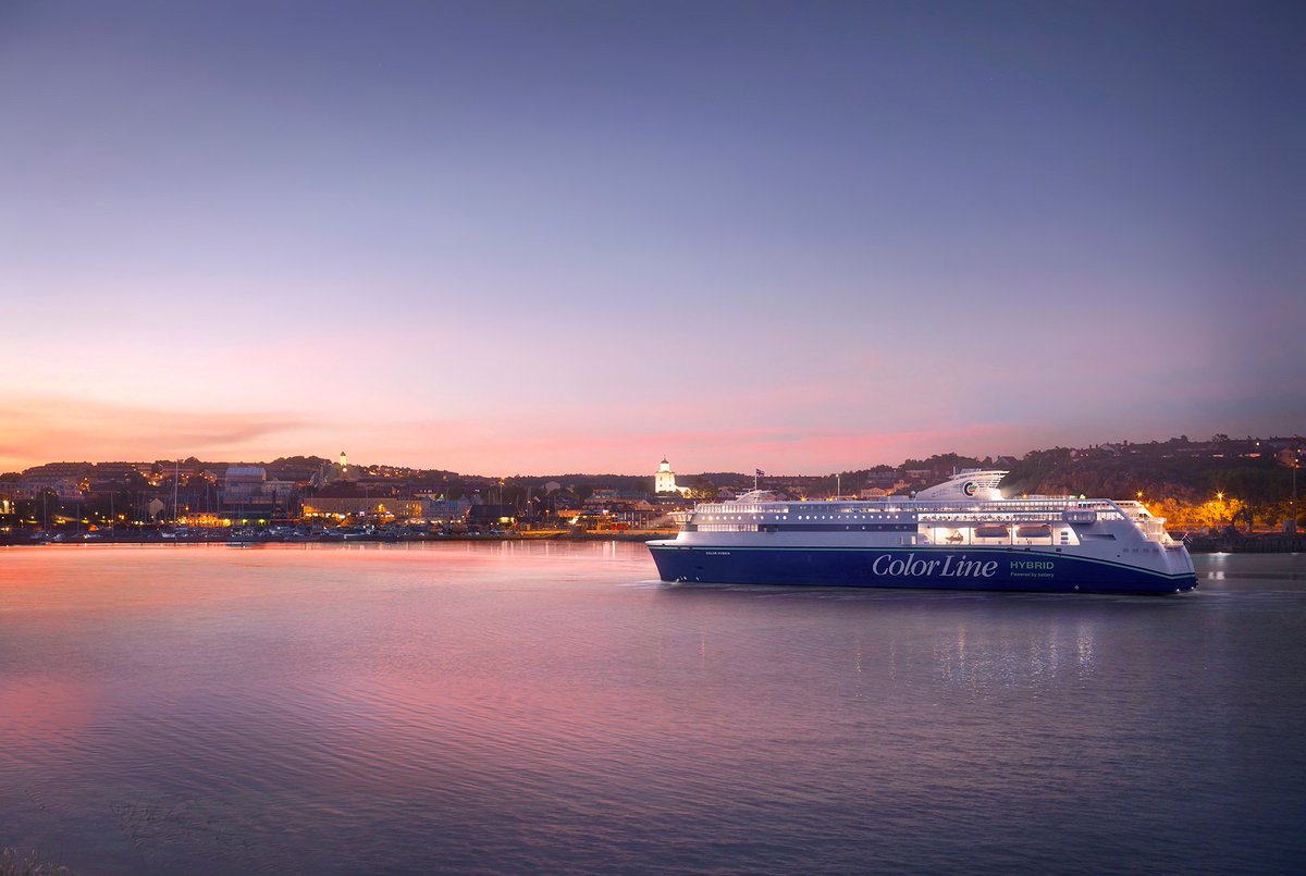 VesselFinder's tweet photo. Color Line and Ulstein Verft mark the construction start-up on the world's largest plug-in hybrid ship, the 'Color Hybrid
https://t.co/30iVnDWCJz #Ulstein #ColorLine #UlsteinVerft #HybridShip #ColorHybrid https://t.co/MSWg4X5TRm